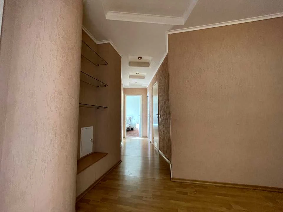 Квартира. Київ, вулиця Драгомирова
