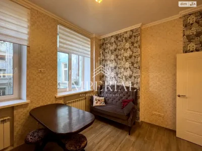 Long-Term Rental Apartment Podilsky