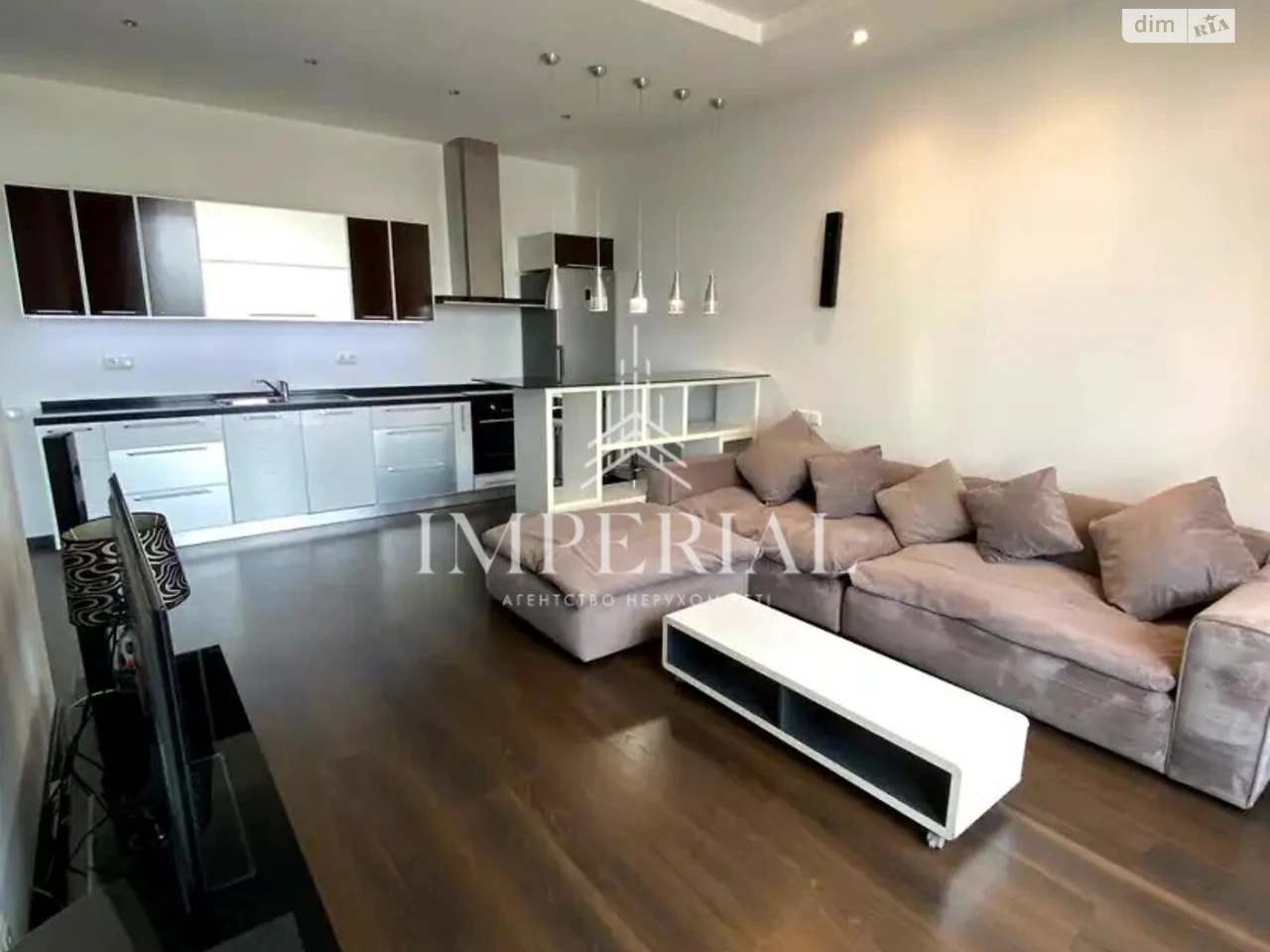 Long-Term Rental Apartment, Holosiivsky