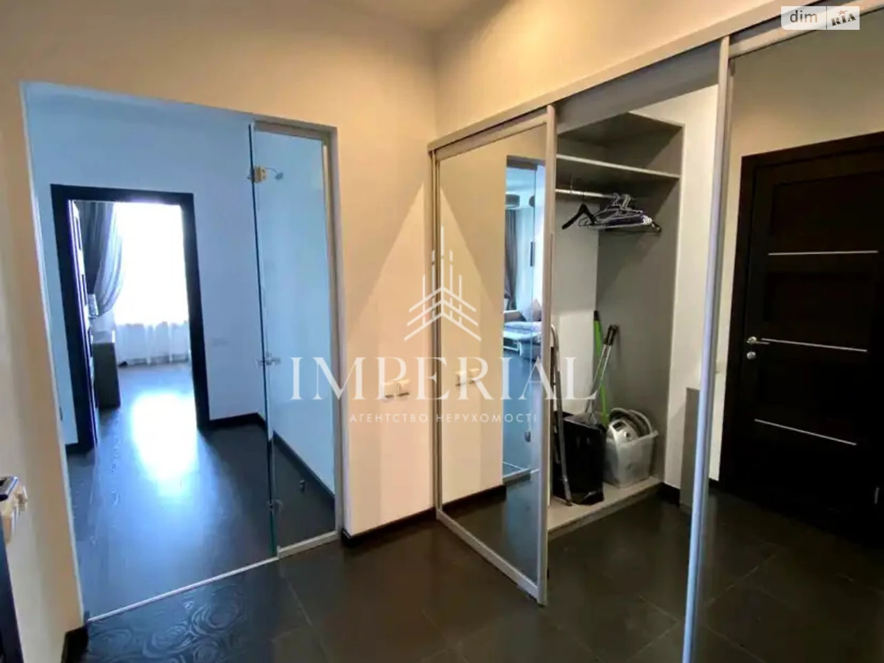Long-Term Rental Apartment, Holosiivsky
