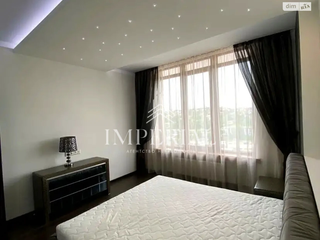 Long-Term Rental Apartment, Holosiivsky