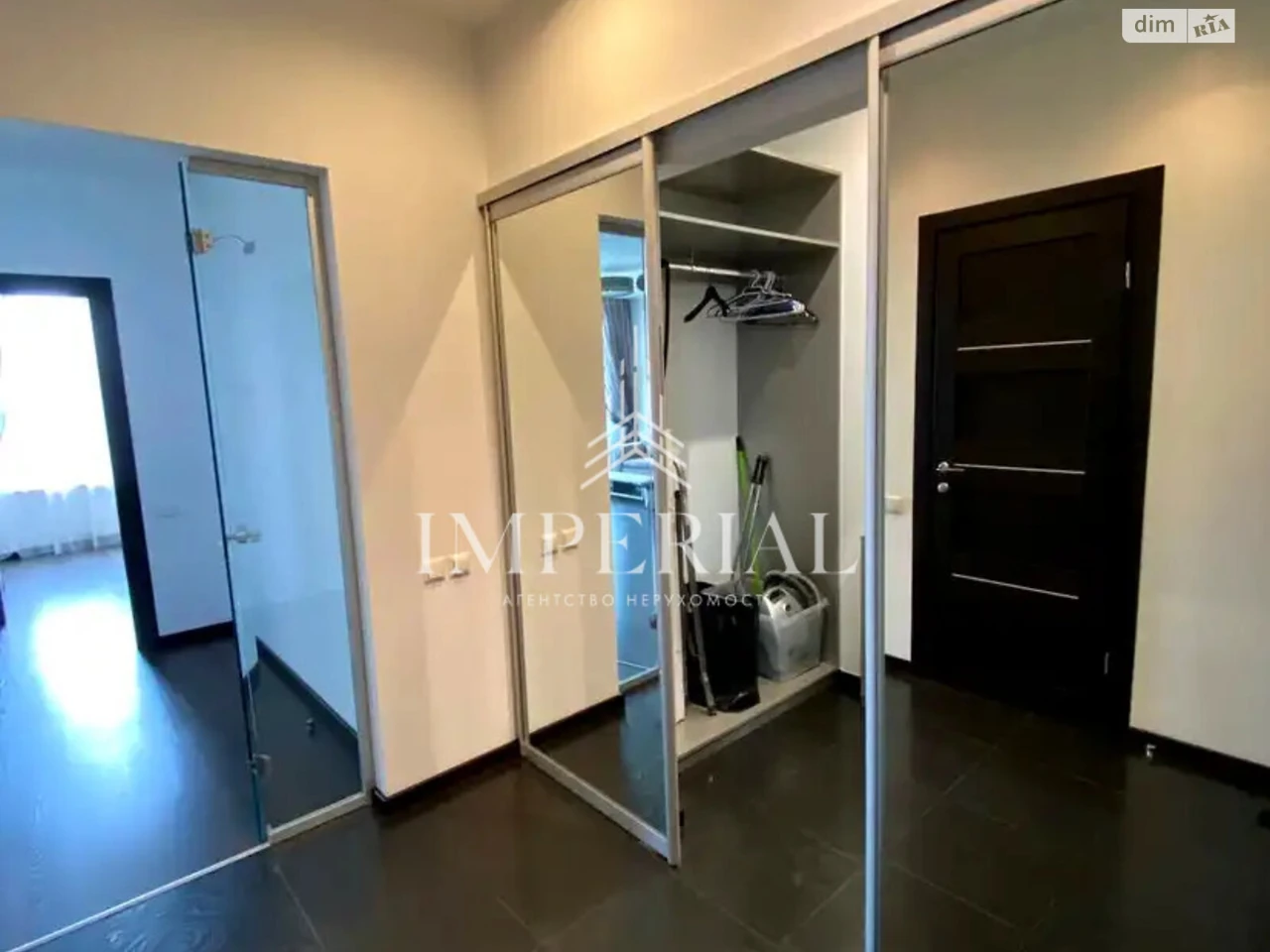 Long-Term Rental Apartment, Holosiivsky