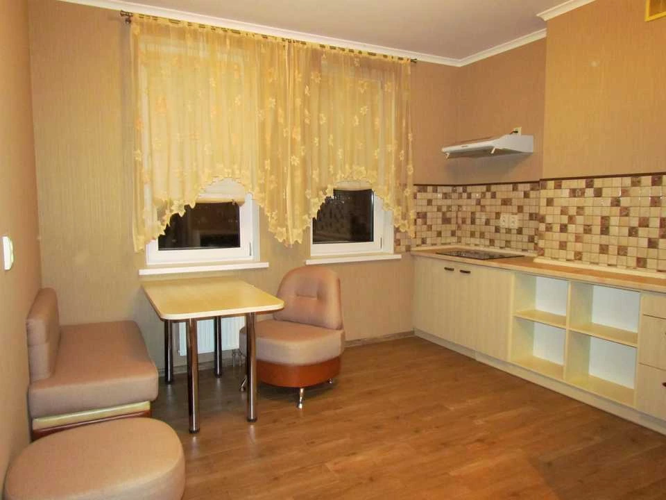 Apartment. Kolomyyskiy Prosv.