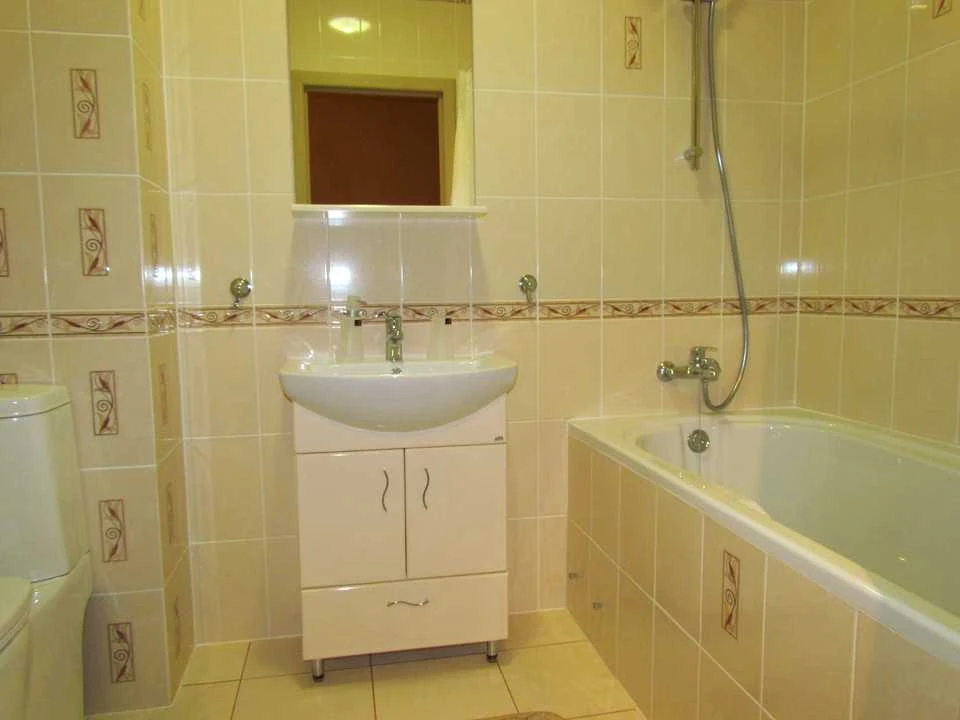 Apartment. Kolomyyskiy Prosv.