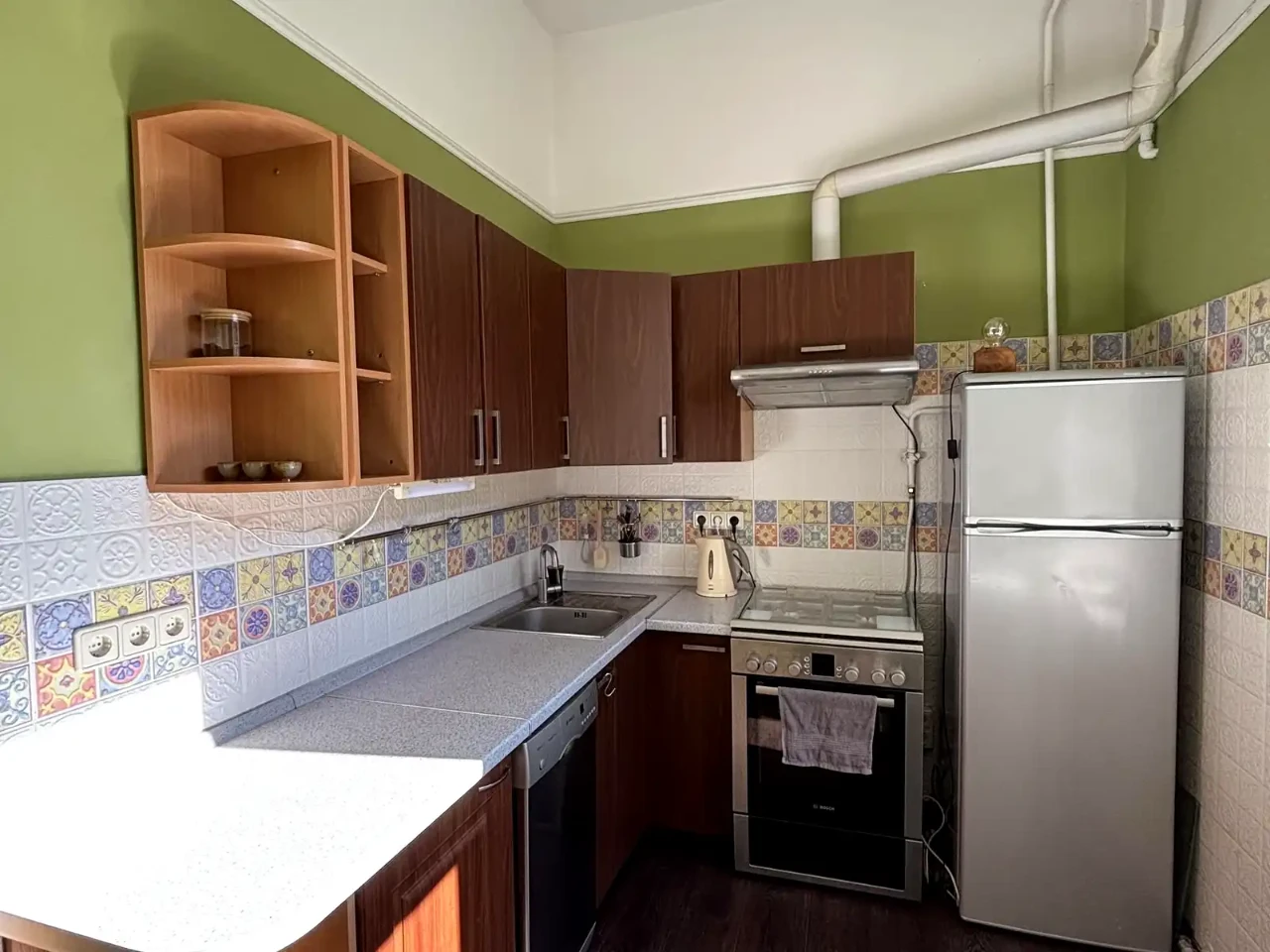 Оренда квартири 1-кімн. 43 м² 3/5 пов.