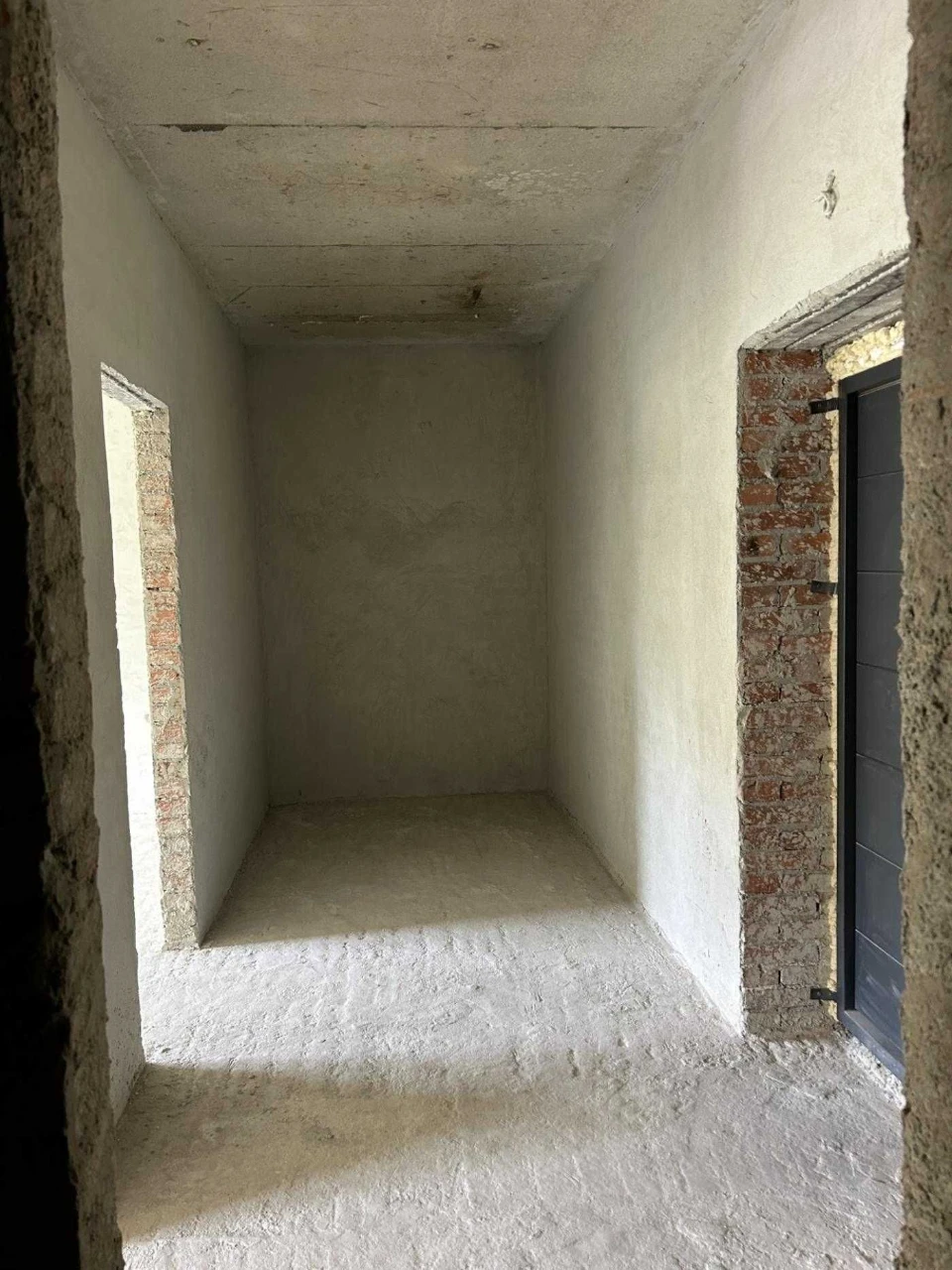 Sale of a one-bedroom apartment in a new building, on Pasichna Street, (in)