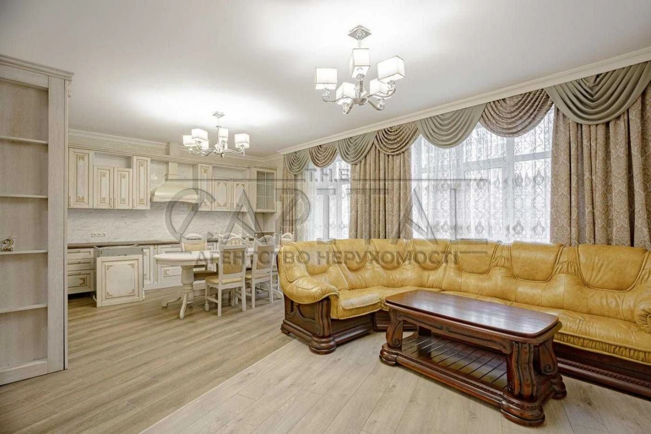 Sale of a 3-bedroom apartment, French Quarter, Holosiiv district