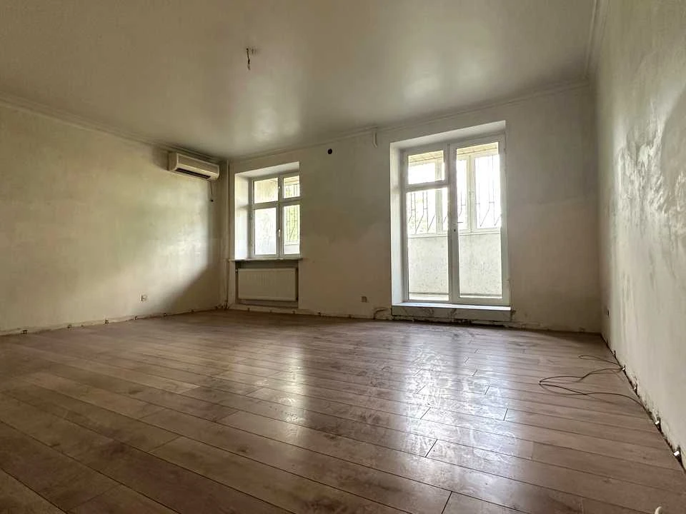 Apartment. Oleksii Vadaturskogo Street, Odessa