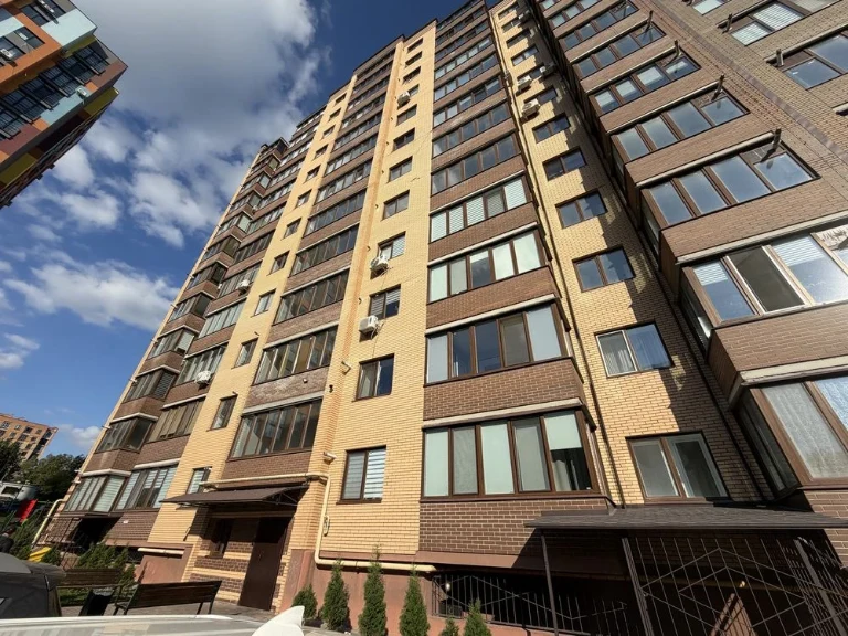 Sale of a 2-room apartment in residential complex "Teterivskiy Bulvar"