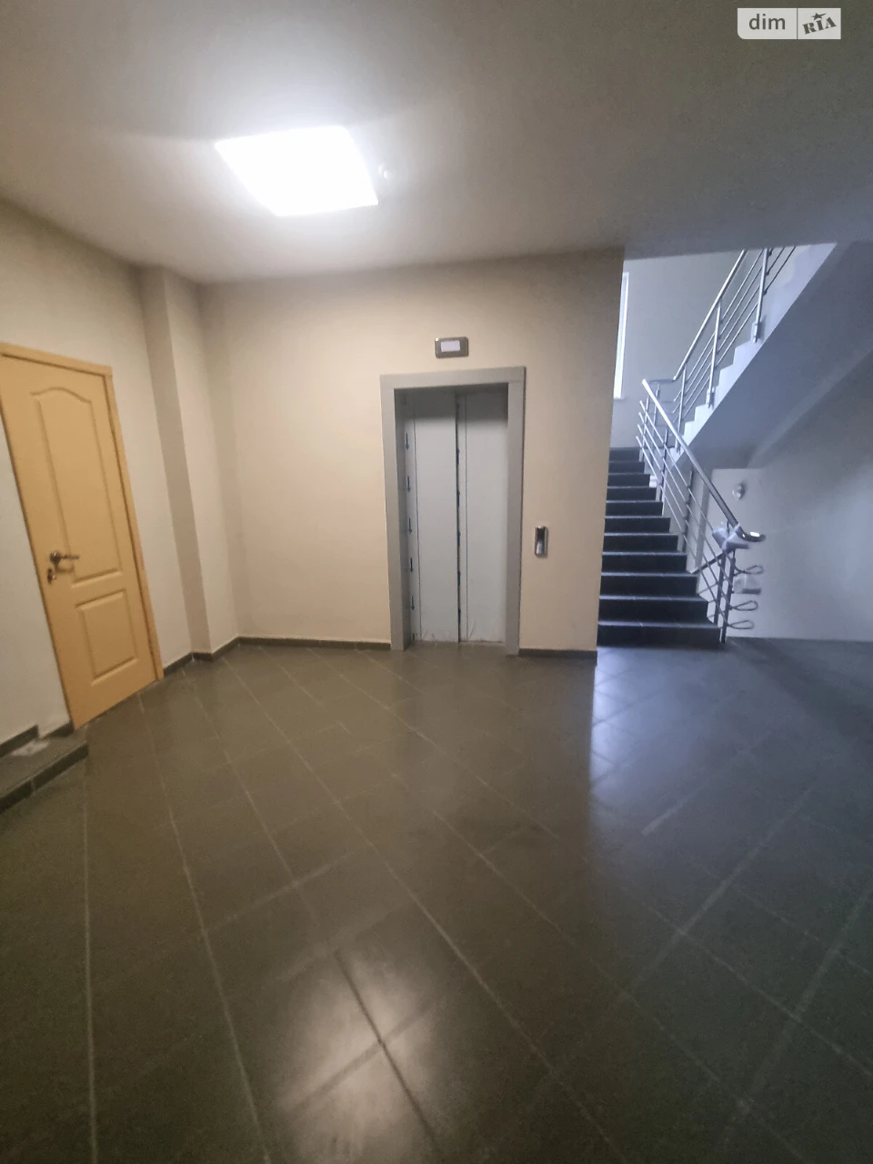 Продаж Квартира Поділ