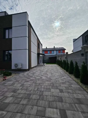 Продаж котеджу.Рівне.Ювілейний