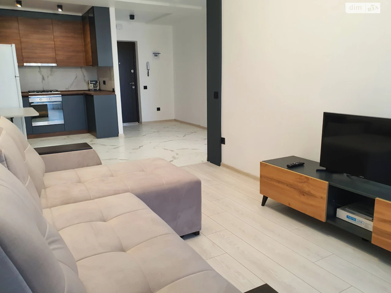 Long-Term Rental Apartment in Canada