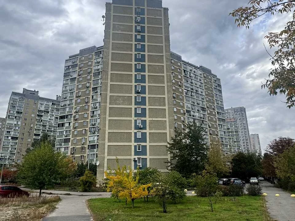 Apartment. Dragomannova St., Kyiv