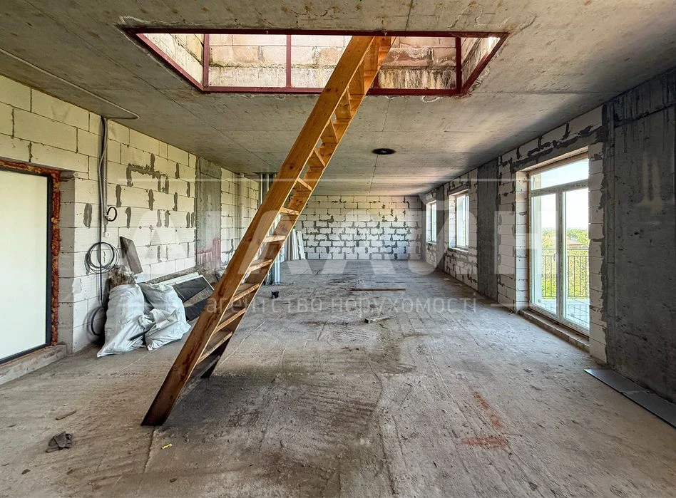 Останній пентхаус у ЖК «Корона Ренесансу» • 124 м² • тераса