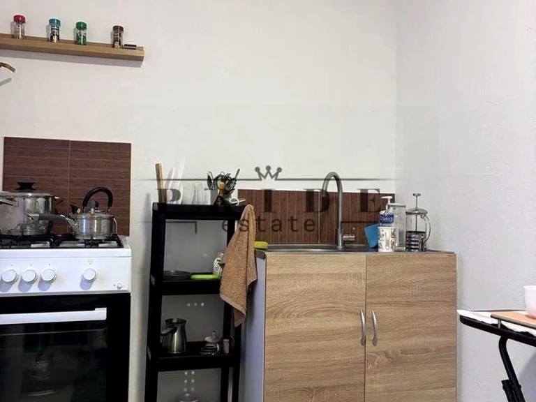 Квартира. Дніпро, Дніпровська вулиця