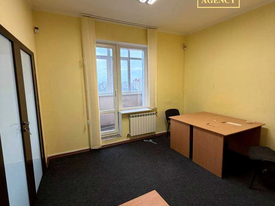 Квартира. Київ, Тетянинська вул.