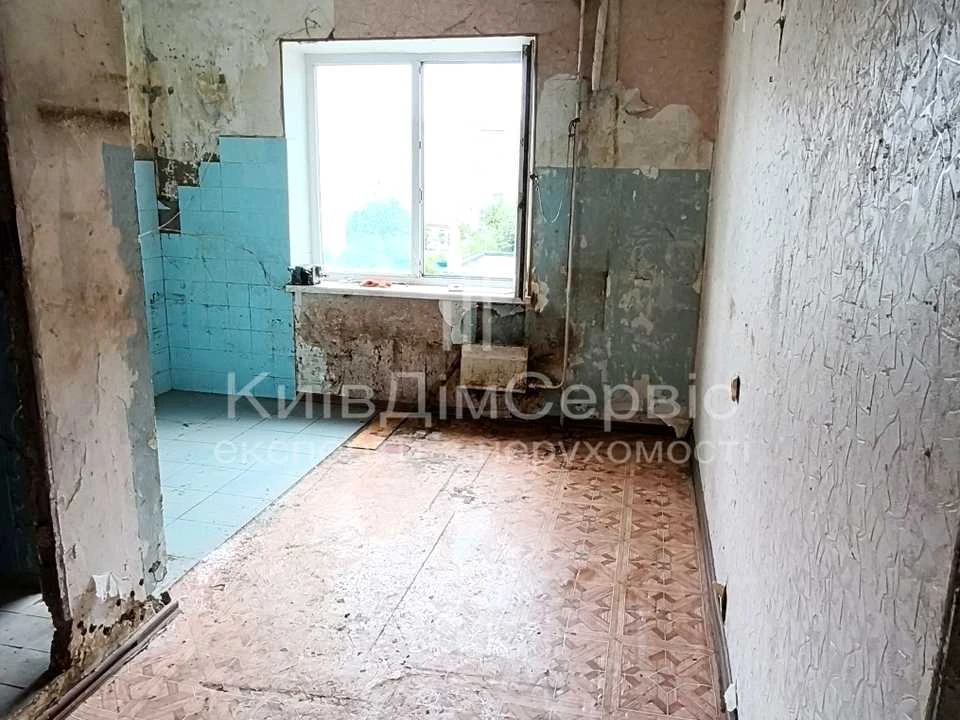 Apartment. Red Kalina Street