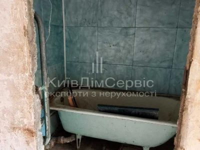 Apartment. Red Kalina Street