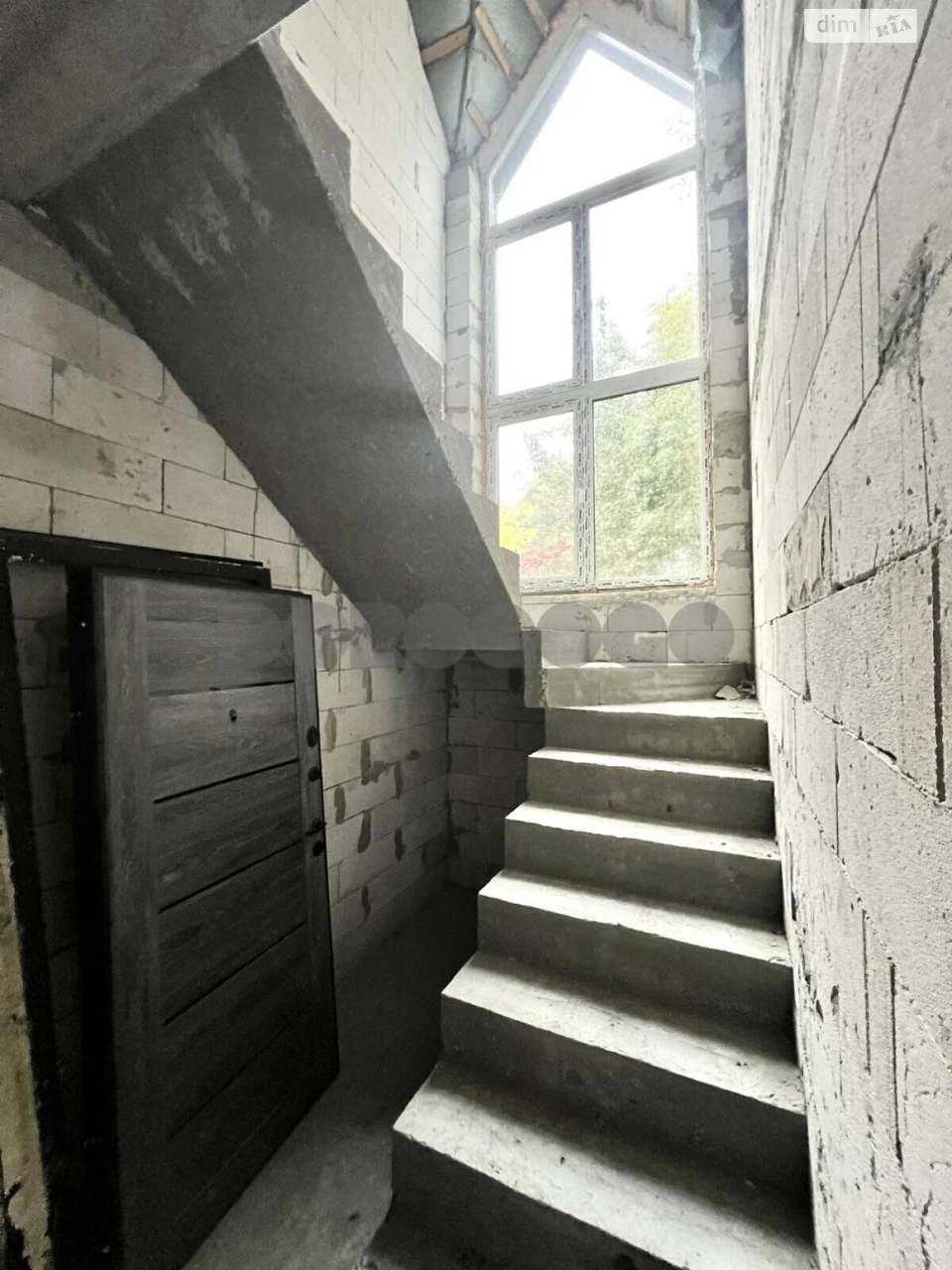 Sale of House, Sviatoshynskyi