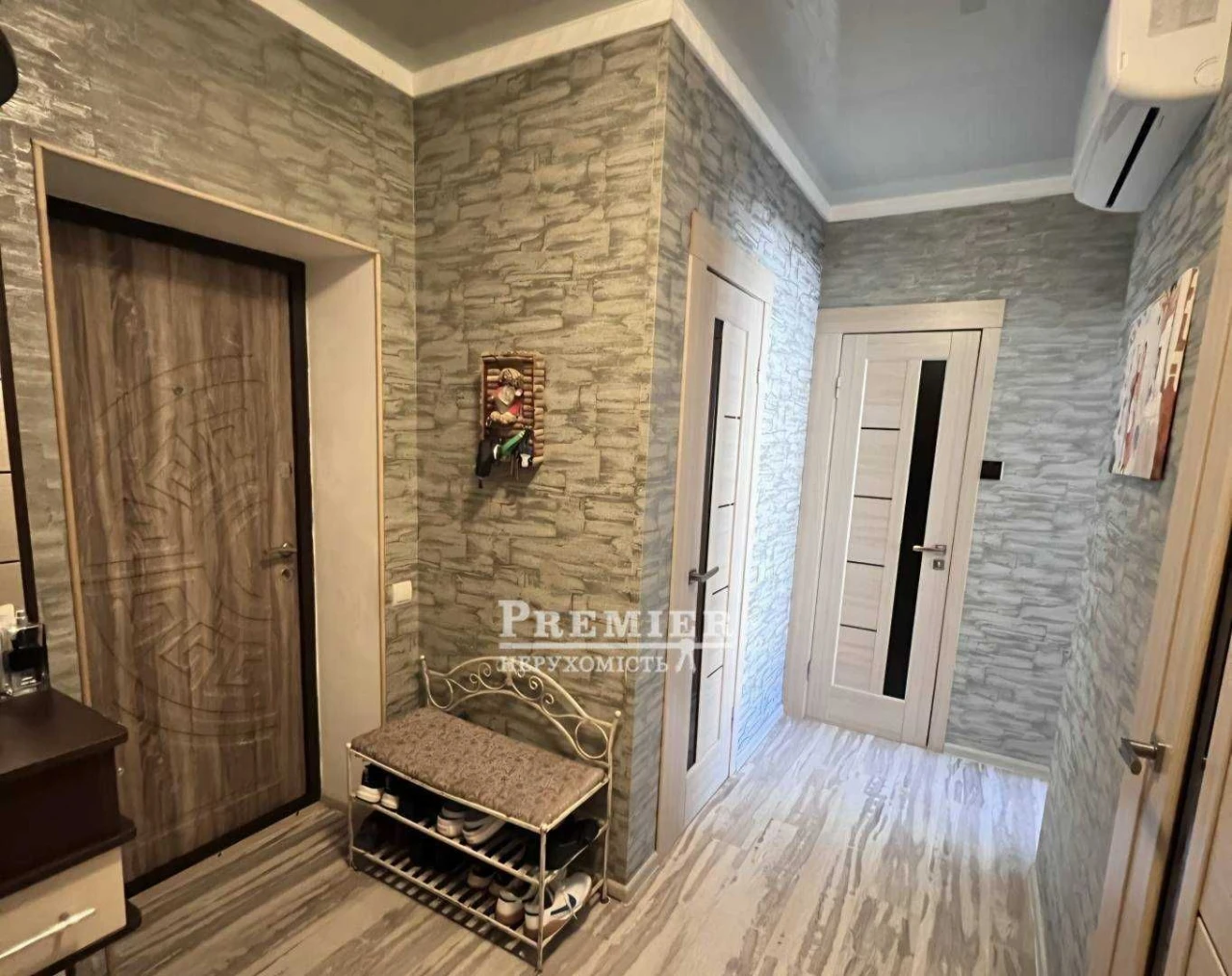 2-комнатная квартира АОгВ. Современный ремонт