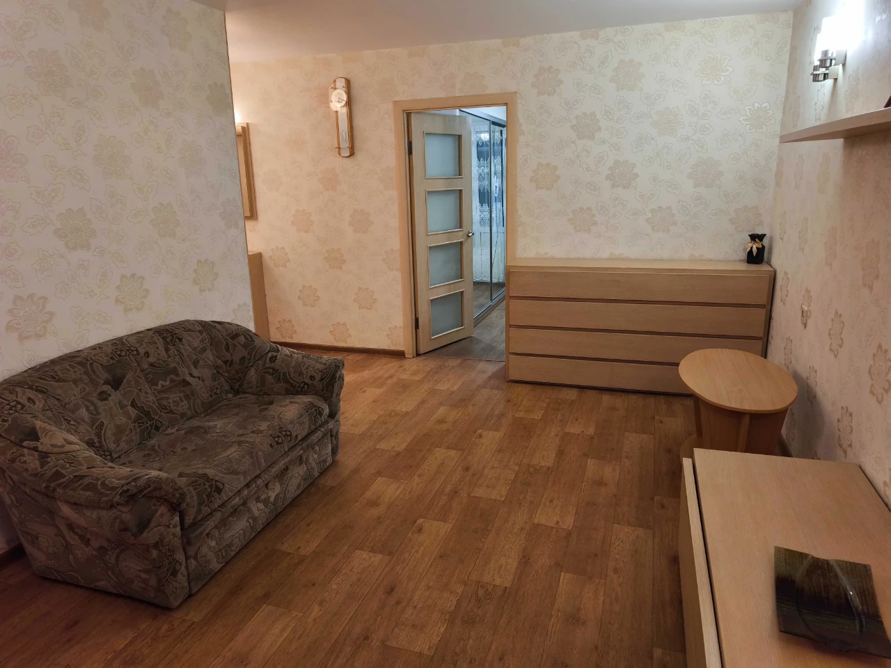 Продам 3-комн квартиру. Селекционный институт.