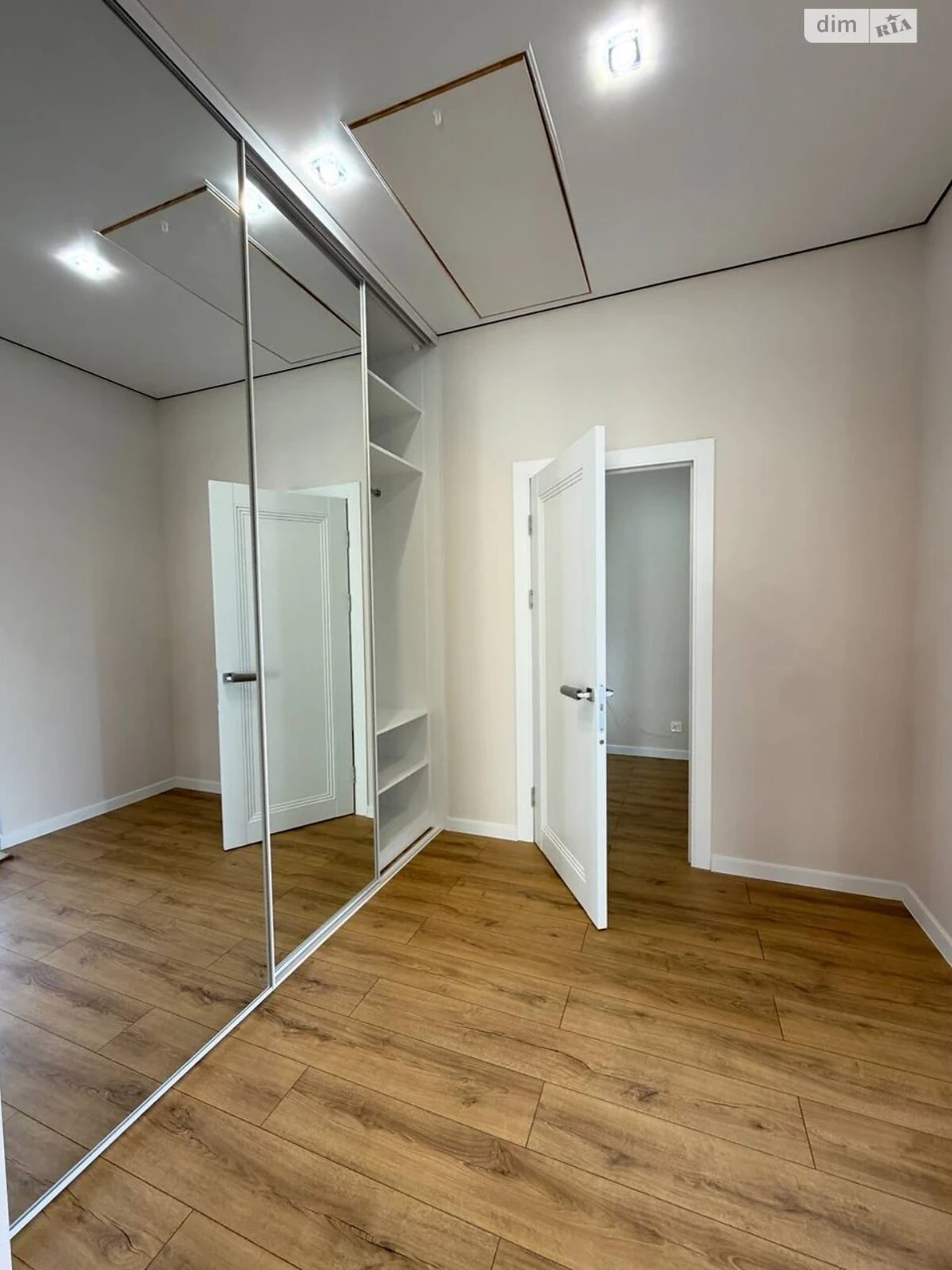 Sale of House in Zoo Park