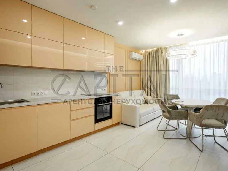 Apartment. John McKenna St., Kyiv