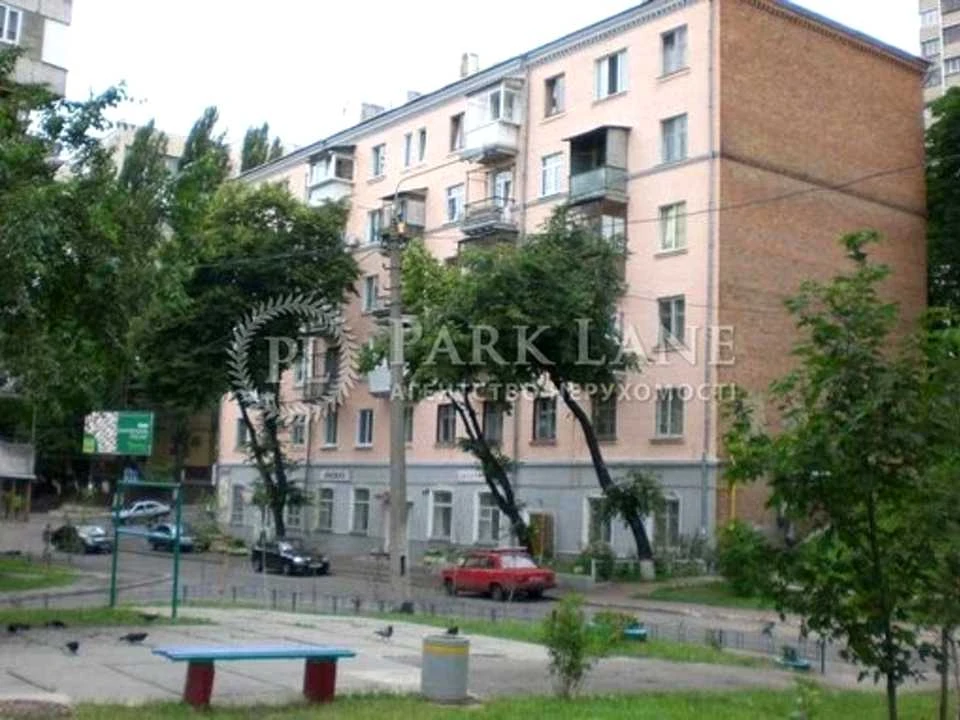 Квартира. Киев, улица Татарская