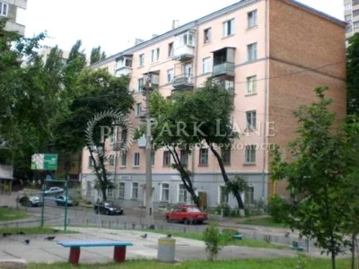 Квартира. Киев, улица Татарская