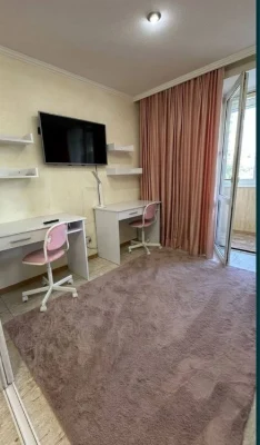 Продам 3к квартиру на ж/м Тополь-1