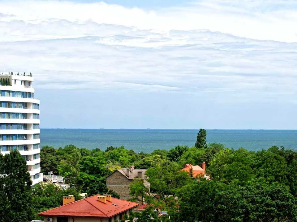 Квартира. Одесса, Литературная ул.