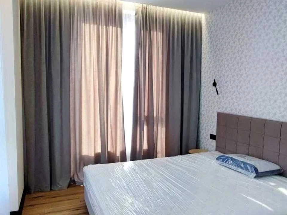 Apartment. Dnipro, Naberezhna Peremohy st.