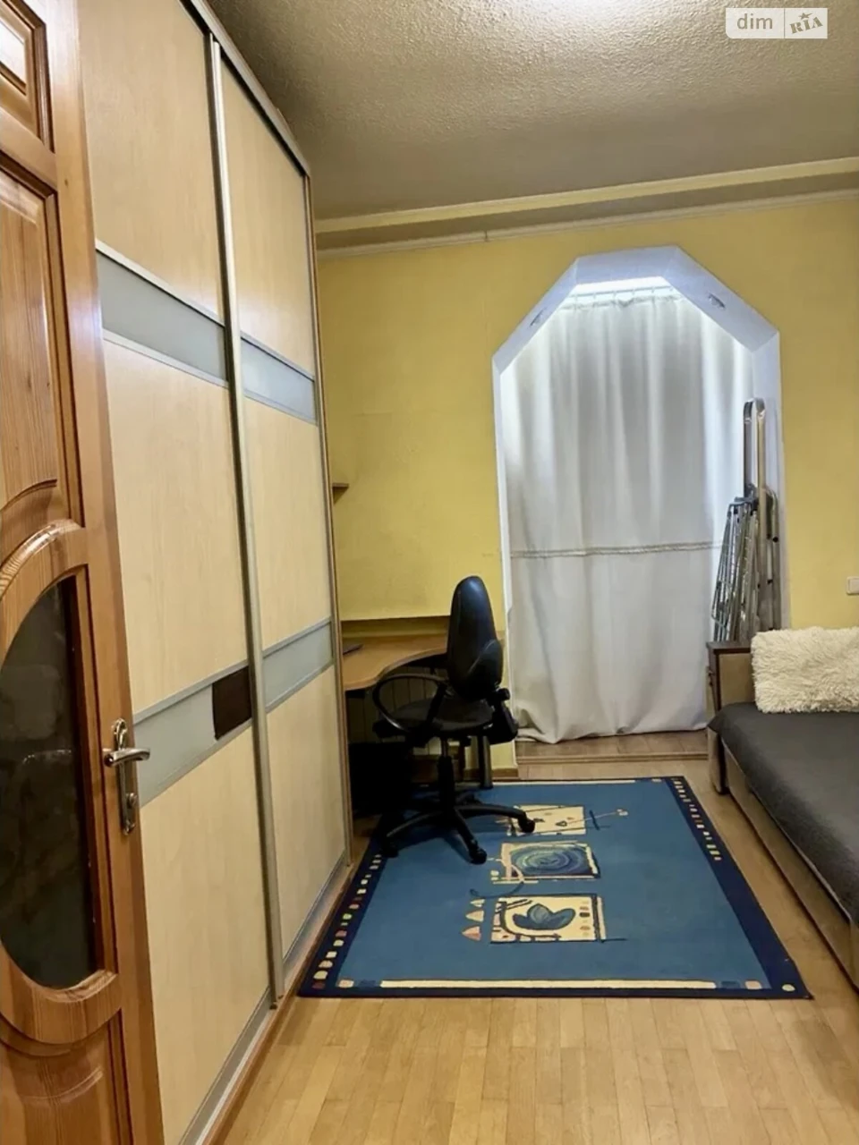 Продаж Квартира Поділ