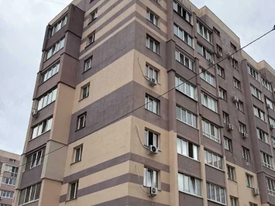 Apartment. Kharkiv, Newtona St.