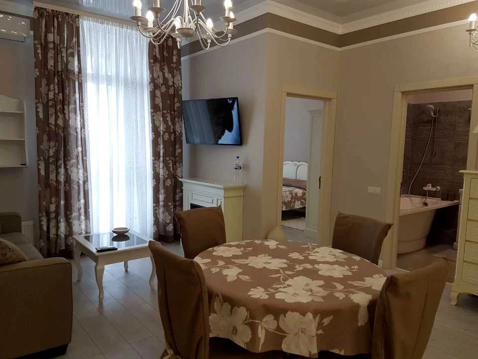 Квартира. Київ, Джона Маккейна вул.