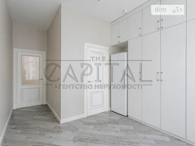 Продаж 5к квартири 208 кв. м на вул. Андрія Верхогляда 15 •
