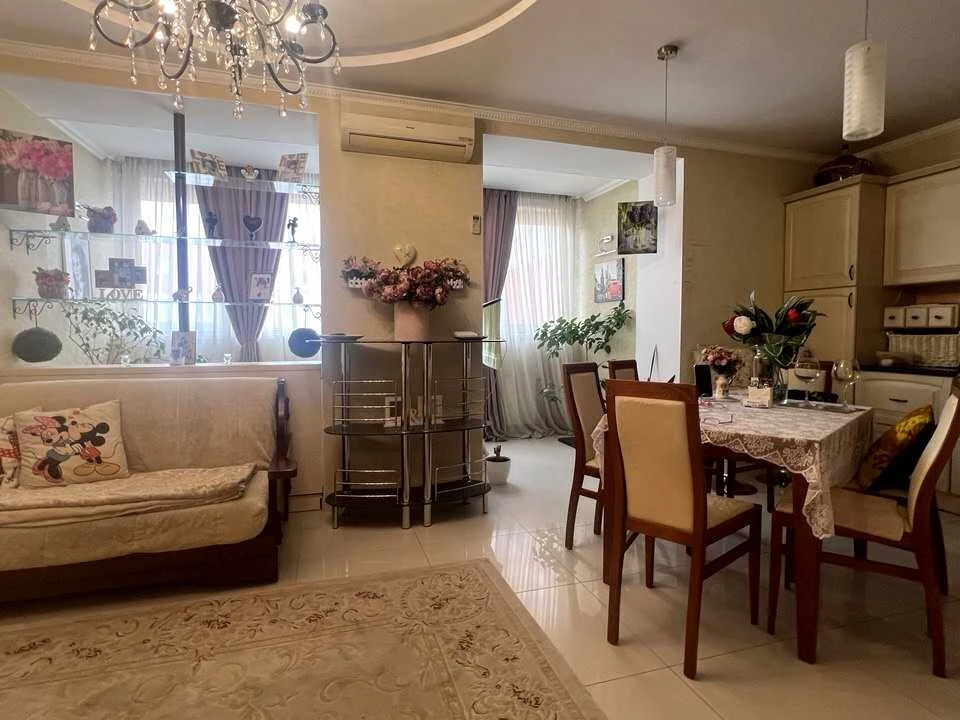 Apartment. Odes, Starytskoho st.
