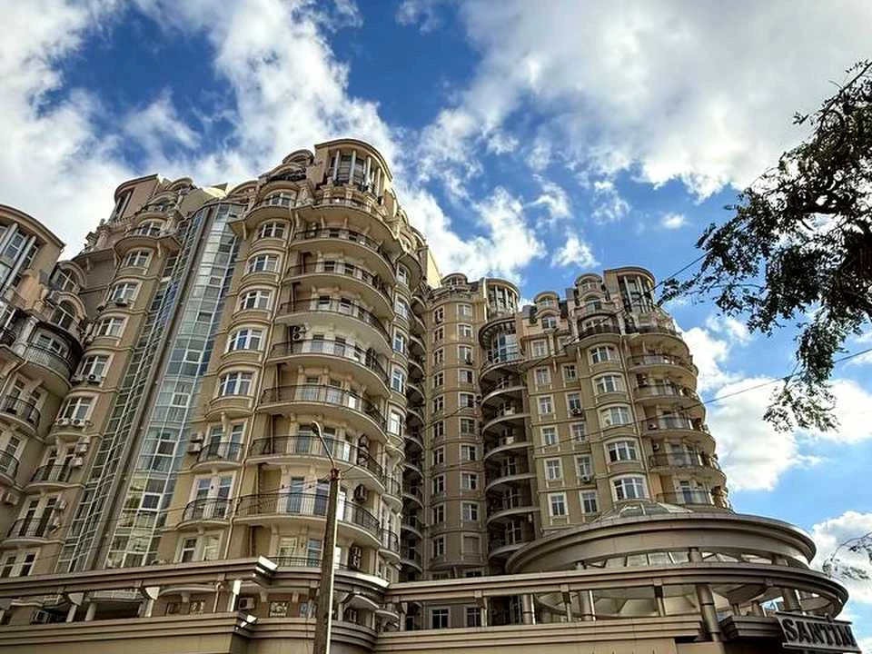 Apartment. Odessa, Sabansky Prospect
