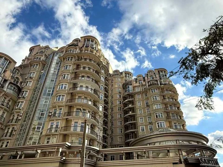 Apartment. Odessa, Sabansky Prospect