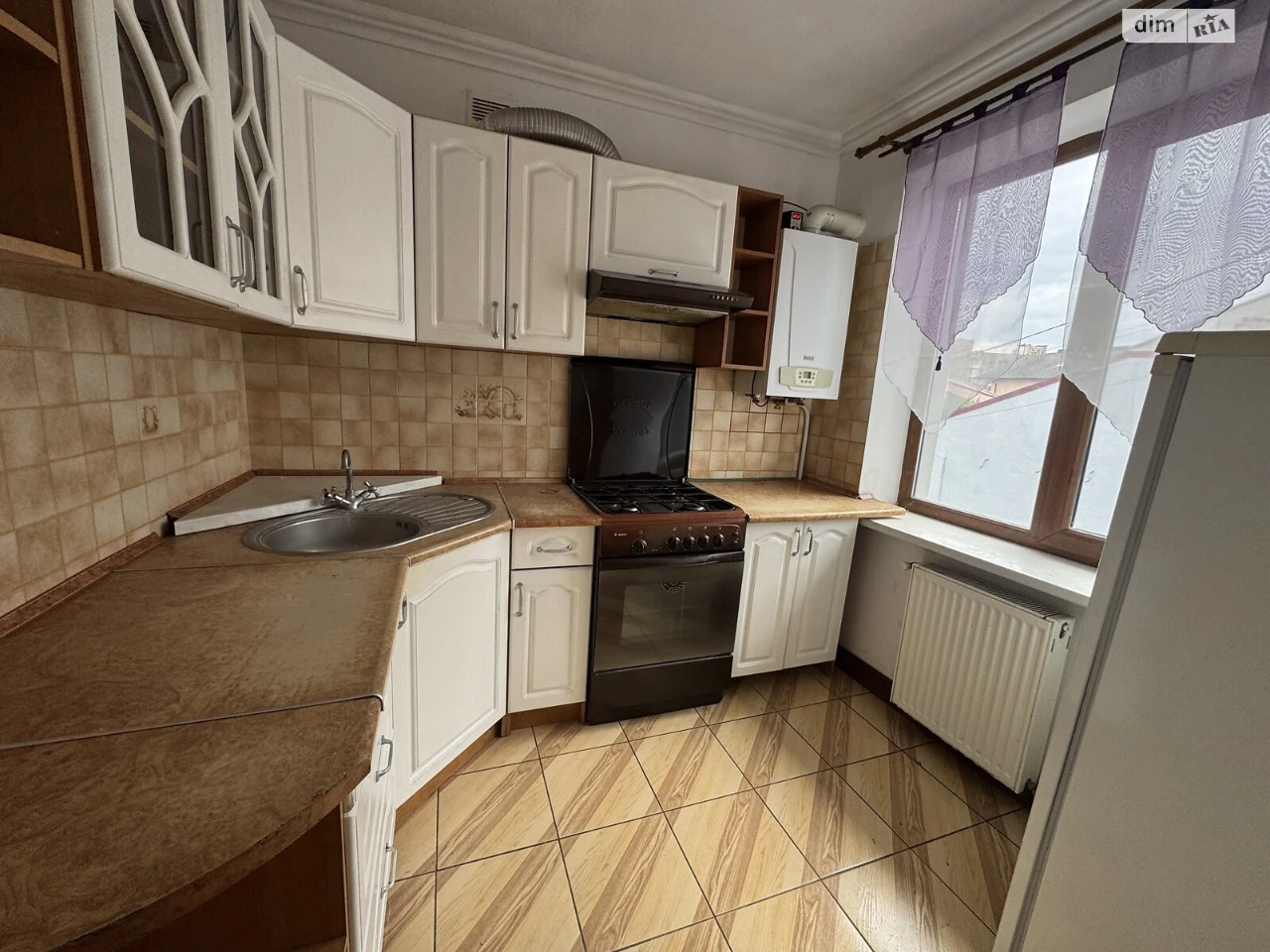 Apartment for Sale: New World