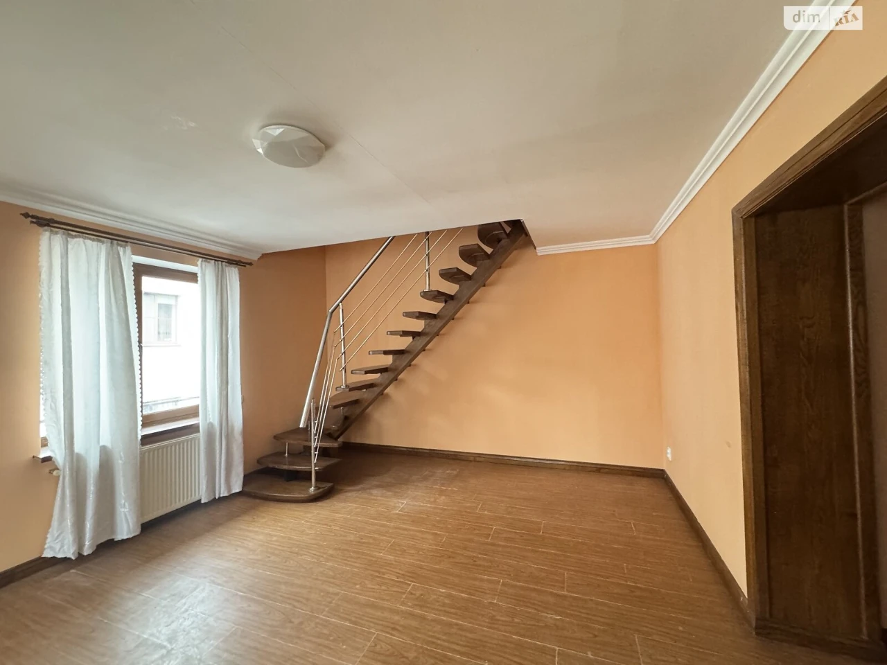Apartment for Sale: New World