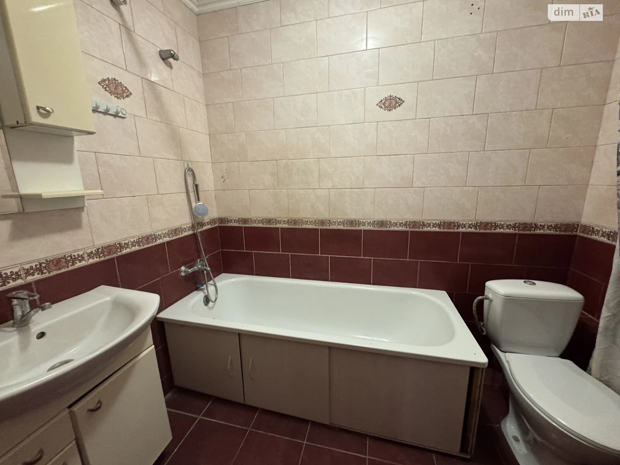 Apartment for Sale: New World