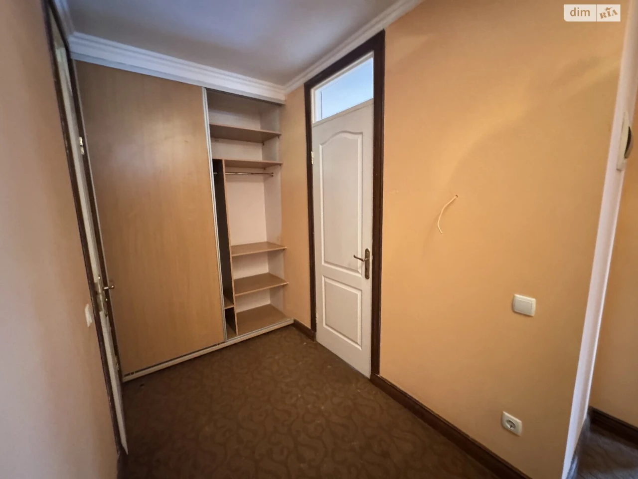 Apartment for Sale: New World