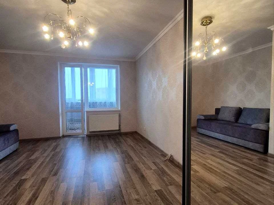 Apartment. Chernigov, Independence Street