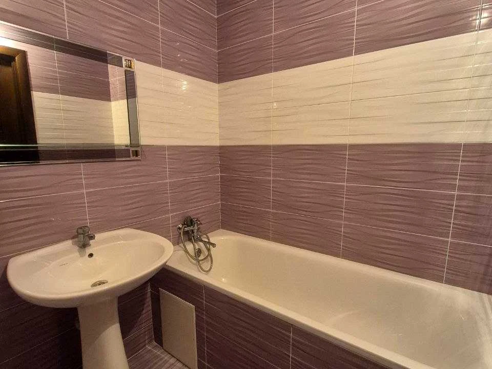 Apartment. Chernigov, Independence Street