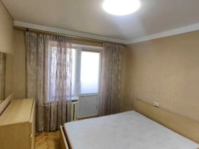 Квартира. Киев, проспект Павла Тичины