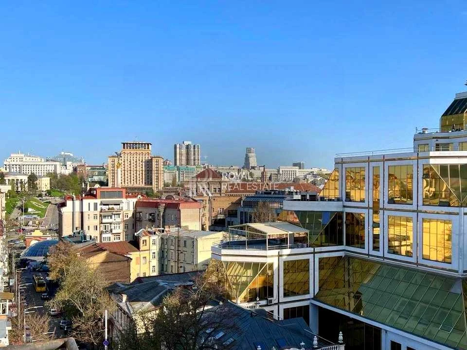 Квартира. Київ, Софіївська пл.