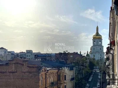 Квартира. Київ, Софіївська пл.