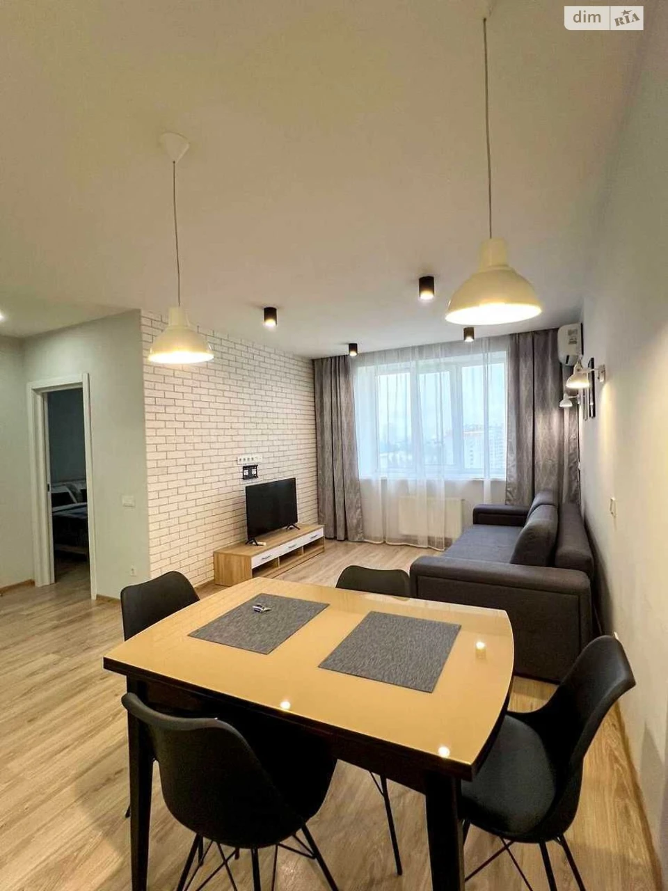 Apartment for Sale, Akademmists'ko