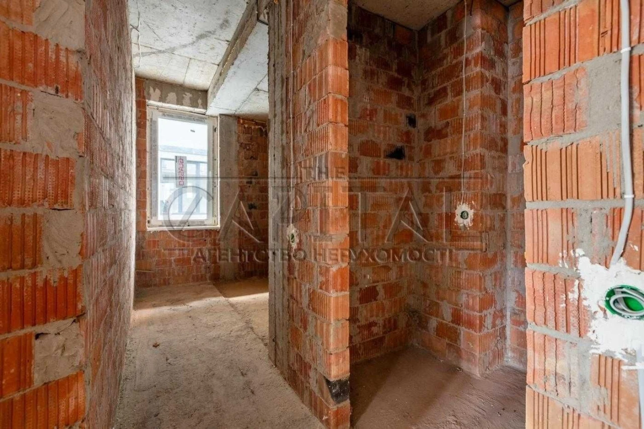Продаж будинку з бомбосховищем, Київ, Биківня, Деснянський р